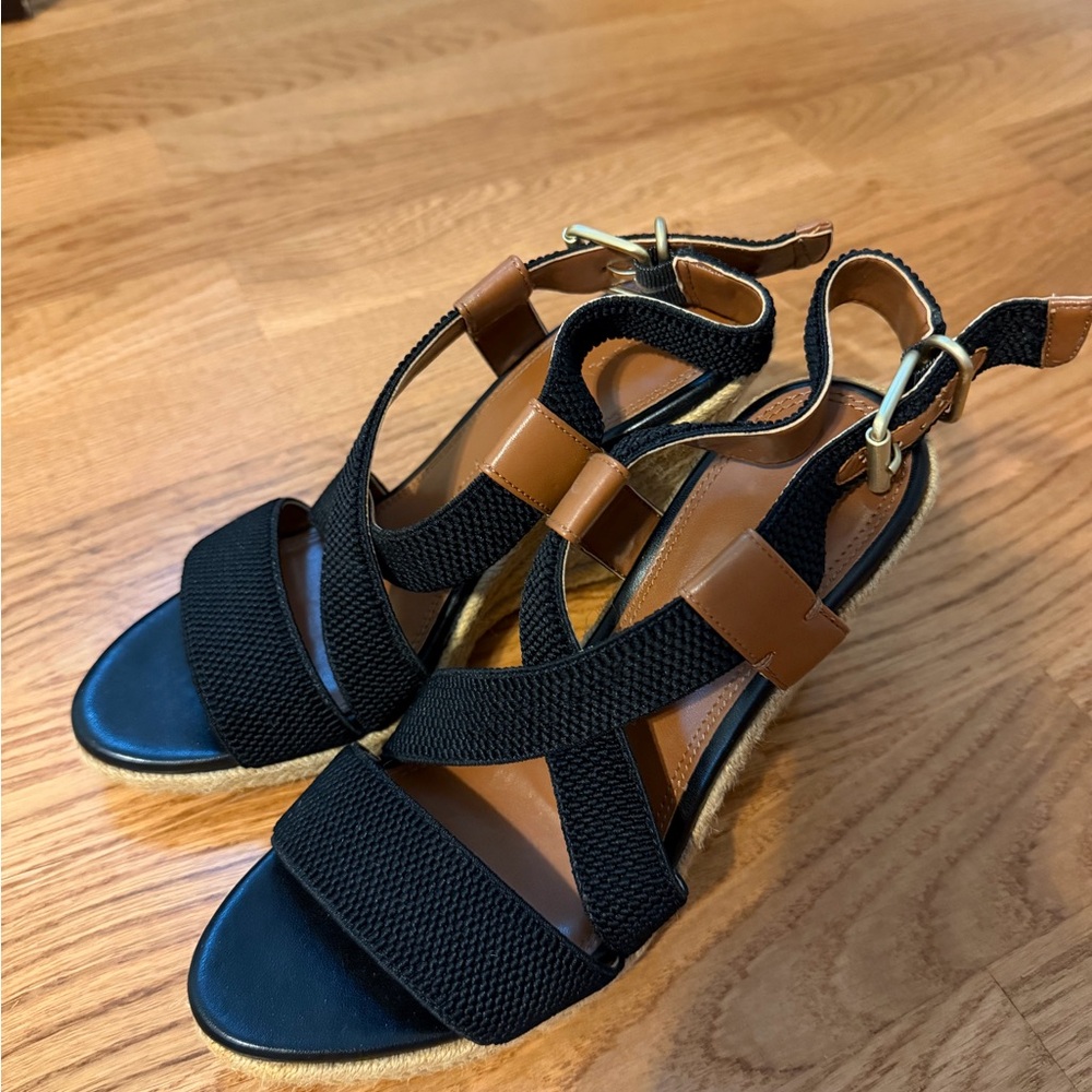 Banana Republic Black and Tan Strappy Wedge Sandals